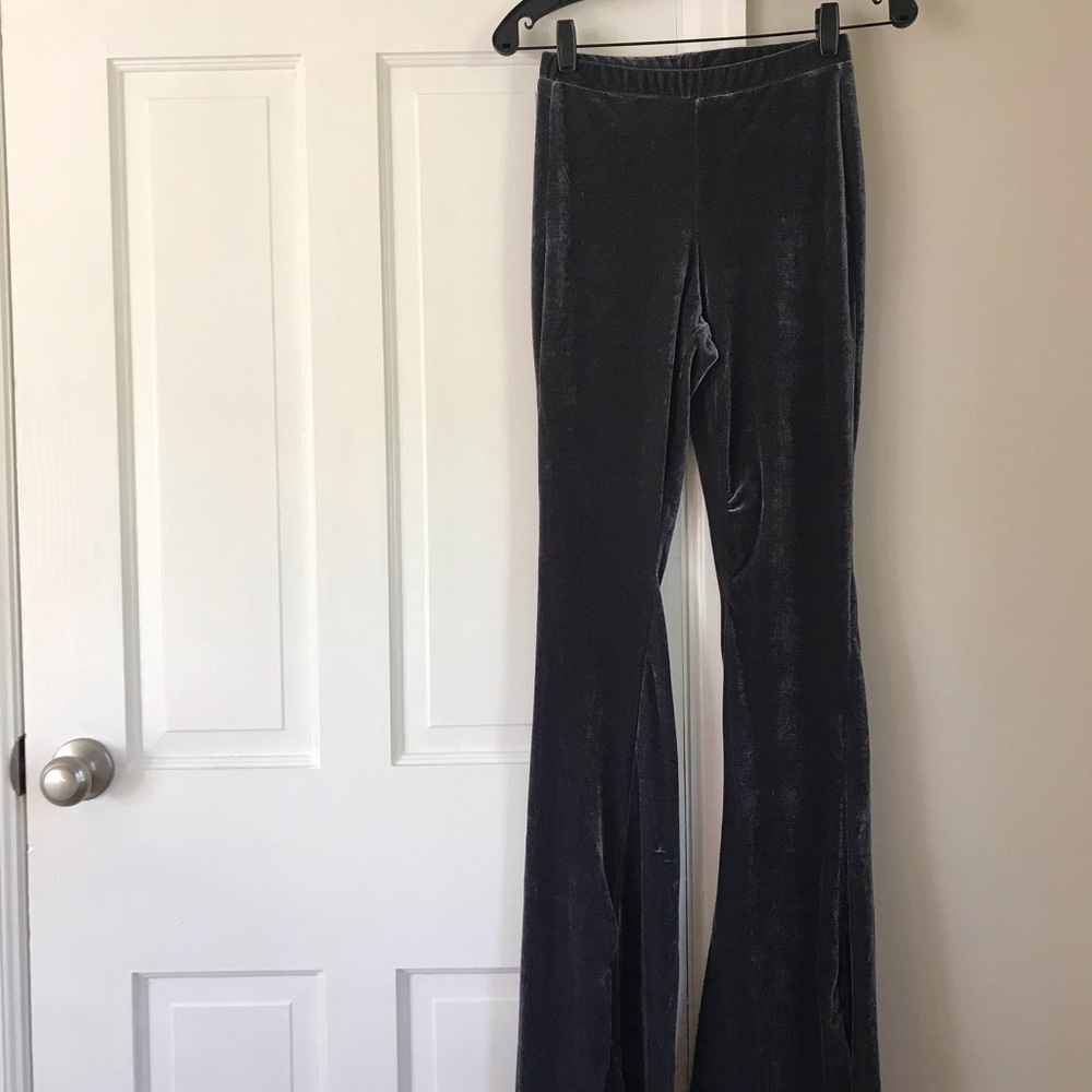 Lulu’s Gray Flares